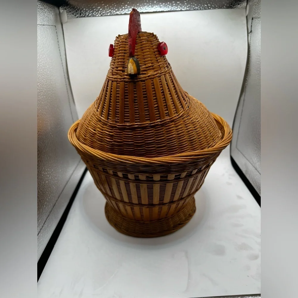 Vintage Chicken Folk Art Wicker Wood Bamboo Lidded Egg Basket Handwoven 1960’s